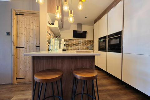 7 Keats Way, Greenford, UB6 9HD