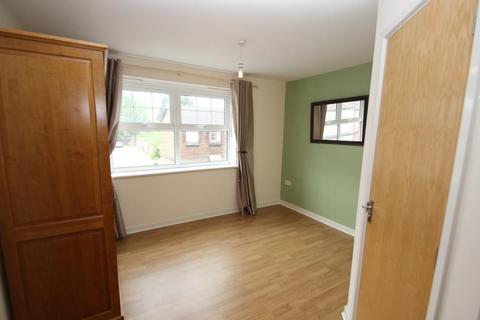 undefined, Kings Road, Woking GU21