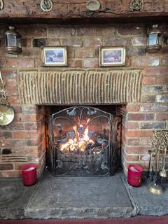 2 bedroom terraced house for sale, High Street, Codicote, Hertfordshire, SG4
