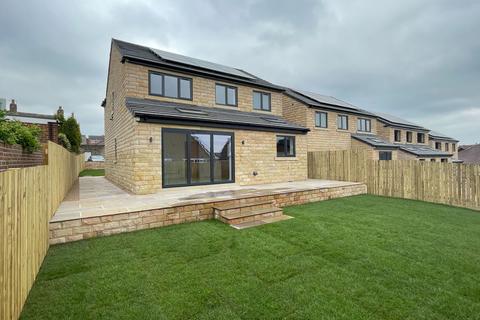 undefined, Low Cudworth Green