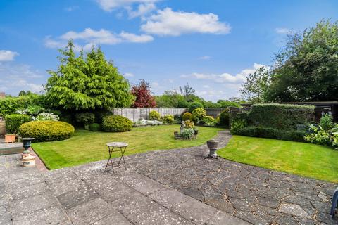 3 bedroom bungalow for sale, Codmore Crescent, Chesham, Buckinghamshire, HP5
