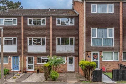 4 bedroom terraced house for sale, Hillside, Southcrest, Redditch, B98