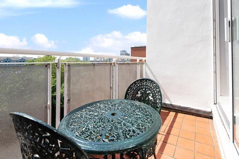 1 bedroom apartment to rent, North Bank, St John's Wood, London, NW8
