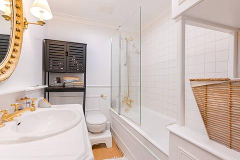 2 bedroom flat for sale, Onslow Gardens, South Kensington, London, SW7