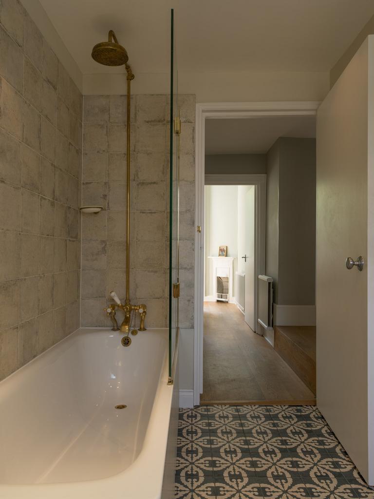 286573 - 6 B camden sq 1324.jpg