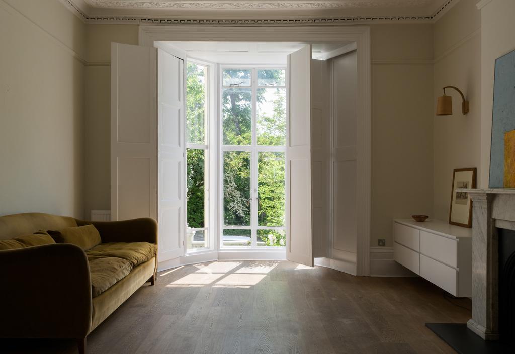 286562 - 6 B camden sq 1060.jpg