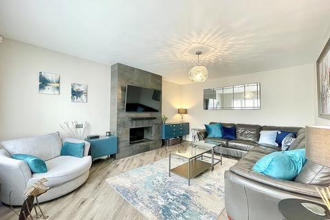 74 Dulsie Road, Talbot Woods, Bournemouth, BH3 7EB