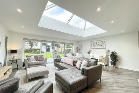 74 Dulsie Road, Talbot Woods, Bournemouth, BH3 7EB
