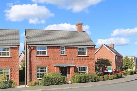 18 Esingdon Drive, Thame, OX9 3DS