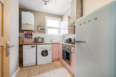 1 bedroom flat for sale, Coldharbour Lane, SW9