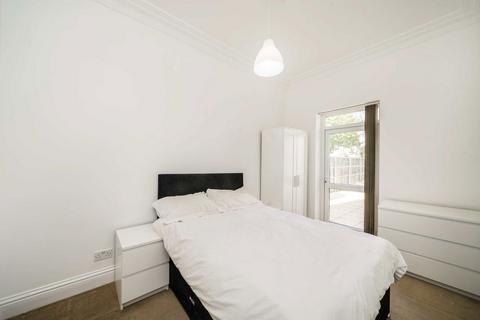 undefined, Madeley Road, London W5