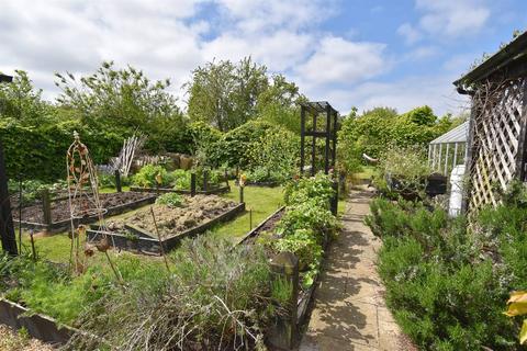 4 bedroom detached house for sale, South Street, South Tankerton, Whitstable