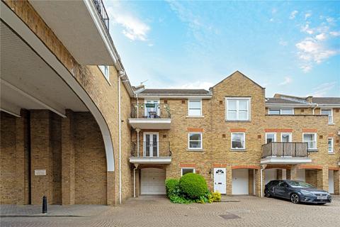 35 Cedar Terrace, Richmond, TW9 2BZ