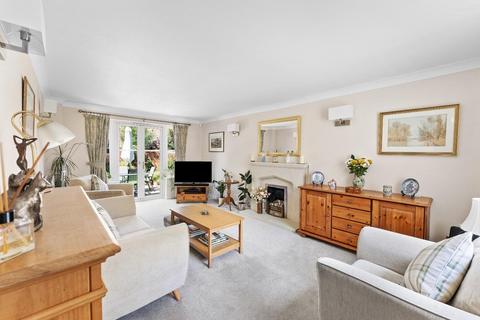 undefined, Impeccably presented, executive detached family home