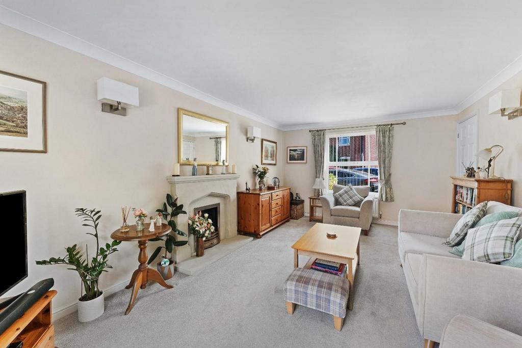 31 Grange Farm Rd  BS49 4 RB 8.jpg