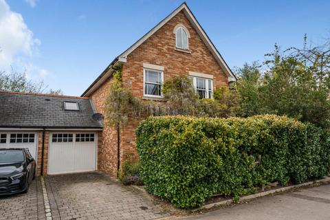 2, St Agnes Cottages Halfpenny Lane, Ascot, SL5 0EQ