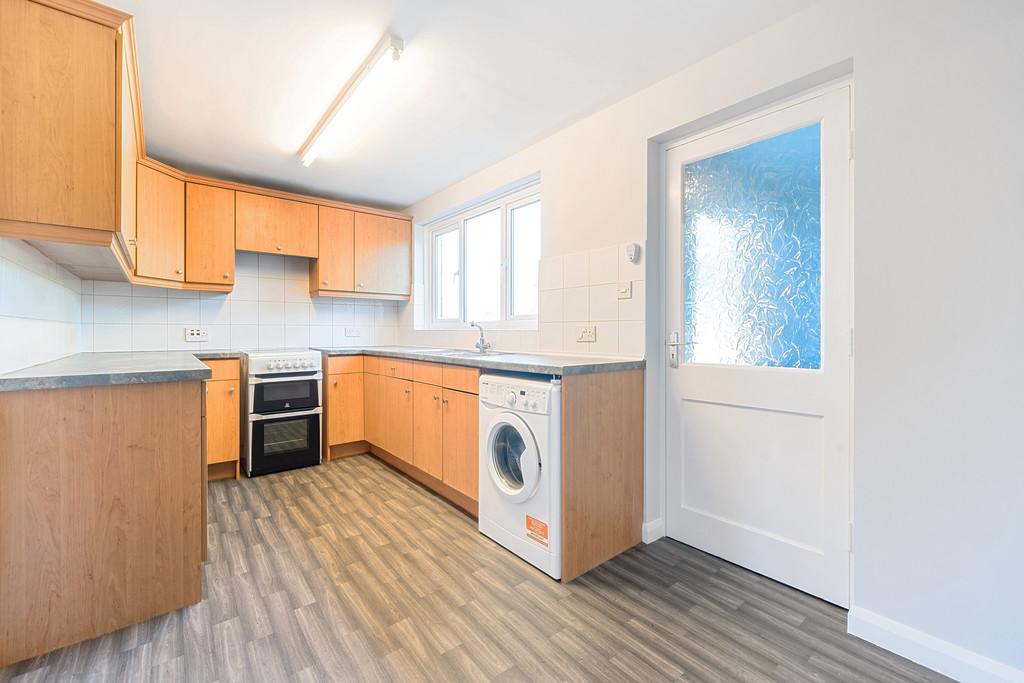 Kitchen/ Dining Room