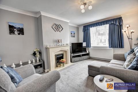 2 bedroom semi-detached bungalow for sale, Deepdene Grove, Seaburn