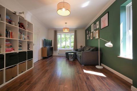 58 Alnesbourn Crescent, Ipswich, IP3 9GD