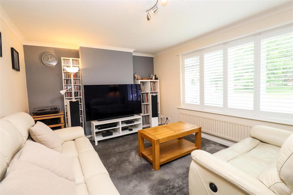 Living/Dining Room