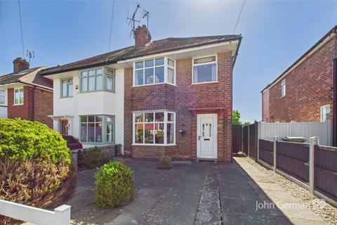 3 bedroom semi-detached house for sale, Parklands Drive, Loughborough