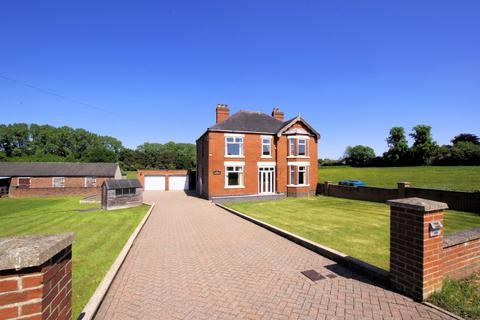 undefined, Shortheath, Swadlincote
