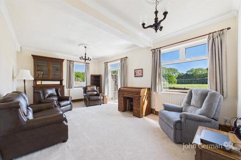undefined, Shortheath, Swadlincote