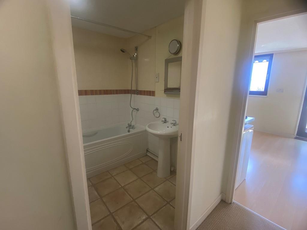 Bathroom1