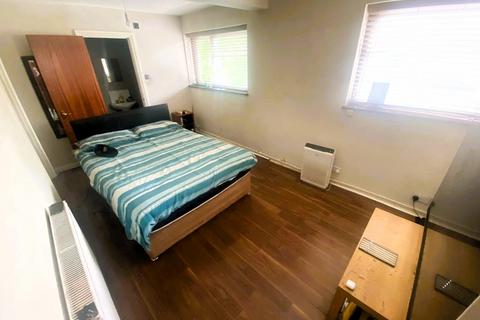 60 Albert Road, West Drayton, UB7 8ES