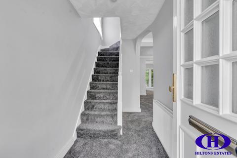 9 Willow Gardens, Hounslow, TW3 4JS