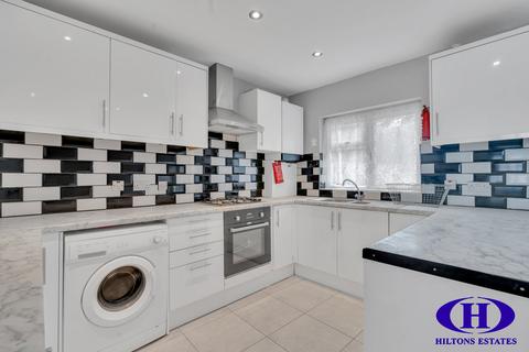 9 Willow Gardens, Hounslow, TW3 4JS