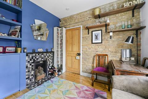 2 bedroom end of terrace house for sale, Darwin Road, Wood Green N22