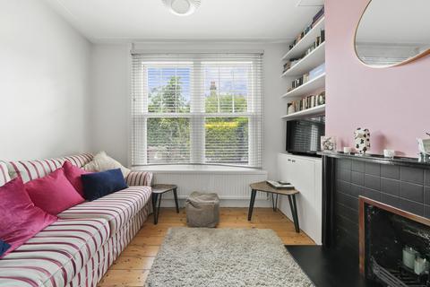 2 bedroom end of terrace house for sale, Darwin Road, Wood Green N22