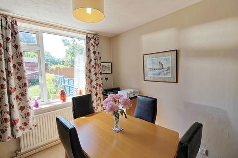 3 bedroom semi-detached house for sale, Bakewell Road, Wigston