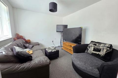 3 bedroom end of terrace house for sale, Dannett Walk, Leicester