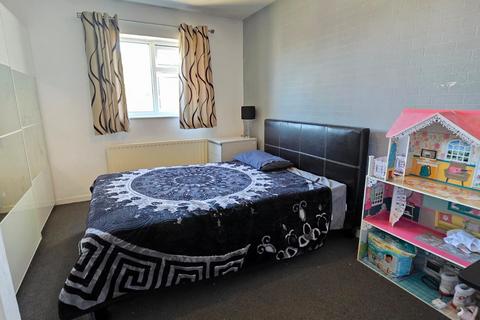 3 bedroom end of terrace house for sale, Dannett Walk, Leicester