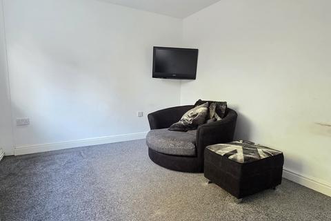 3 bedroom end of terrace house for sale, Dannett Walk, Leicester, LE3
