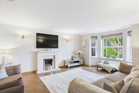 2 Barrack Close, Sutton Coldfield, B75 7HB