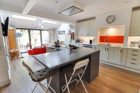 4 bedroom semi-detached house for sale, Luckmore Drive, Earley