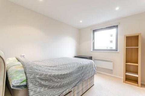 2 bedroom flat to rent, Devonport Street, Shadwell, London, E1