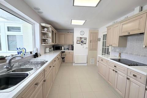 undefined, Ottervale Close, Rawridge EX14