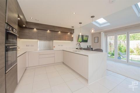 4 bedroom detached house for sale, Watergate Close, Bolton BL5