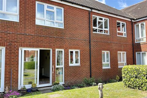2 bedroom apartment for sale, Fountain Court, Westbury