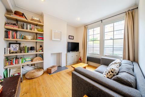 61a Ronver Road, London, SE12 0NR
