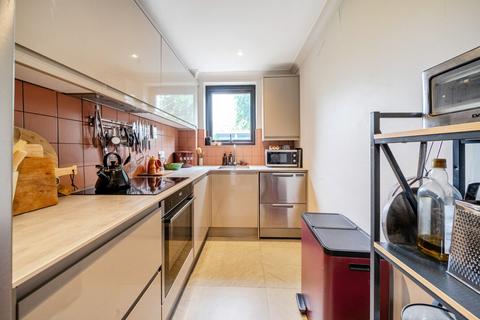 61a Ronver Road, London, SE12 0NR