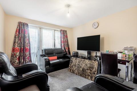 58 Clifton Way, London, SE15 2LG