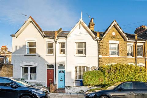 69 Stuart Road, London, SE15 3BA