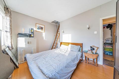 69 Stuart Road, London, SE15 3BA