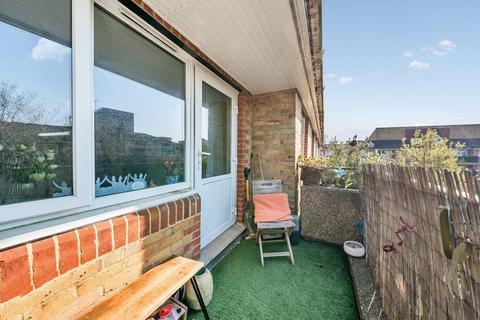 101 Bath Close, London, SE15 2JT