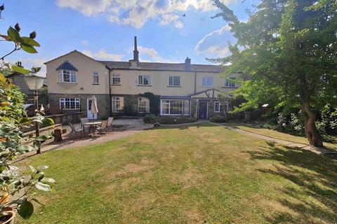 5 bedroom semi-detached house for sale, Clifton Common, Brighouse HD6